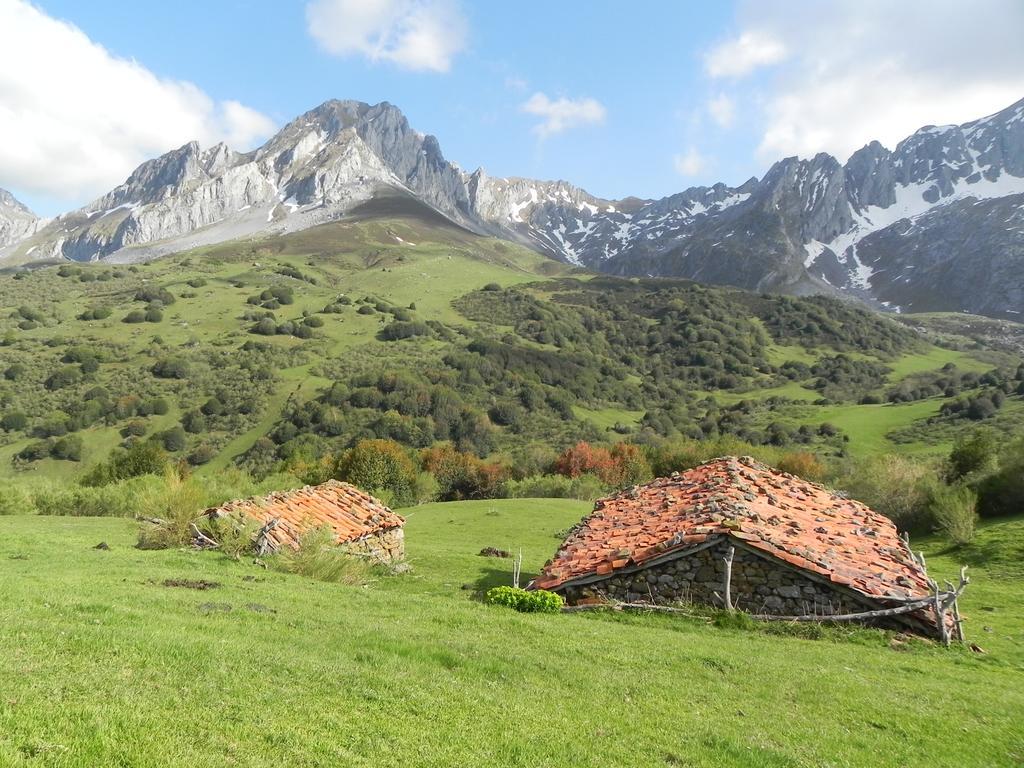 Casas Rurales Prieto Cortes (Asturias) Exterior foto